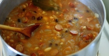 Best Bean Soup Recipe ...easy and delicious