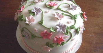 Petunia flower cake Cake decorating